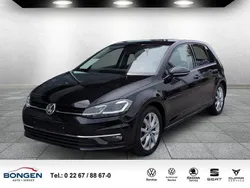 Schwarz Gebraucht 2018 VW Golf VII Highline Limousine | 15.990 € (Fairer Preis)