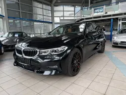 Schwarz Gebraucht 2019 BMW 330 Sport Line Limousine | 28.990 € (Fairer Preis)