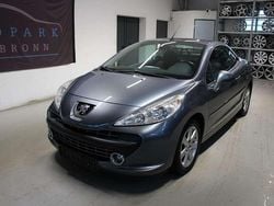Grau Gebraucht 2008 Peugeot 207 CC Sport Cabrio | 3.199 € (Etwas zu teuer)