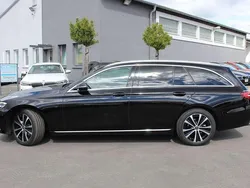 Ung. schwarz unilack Gebraucht 2023 Mercedes E220 Exclusive Kombi | 35.980 € (Fairer Preis)