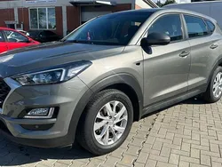 Grau Gebraucht 2019 Hyundai Tucson Trend SUV | 17.999 € (Fairer Preis)
