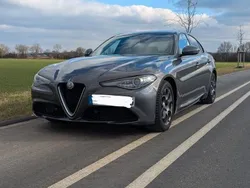 Grau Gebraucht 2019 Alfa Romeo Giulia Business Limousine | 16.400 €