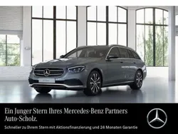 Grau Gebraucht 2022 Mercedes E300 Avantgarde Limousine | 31.483 € (Etwas zu teuer)