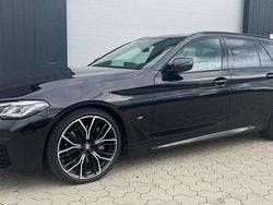 Schwarz Gebraucht 2022 BMW 530 M Sport Kombi | 37.000 € (Guter Preis)