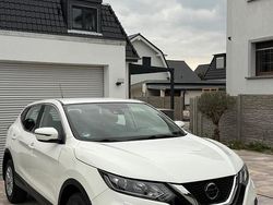 Weiß Gebraucht 2018 Nissan Qashqai SUV | 15.900 € (Fairer Preis)