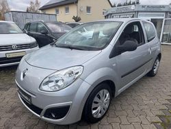 Platingrau (metallic) Gebraucht 2008 Renault Twingo Expression Kleinwagen | 2.499 € (Fairer Preis)