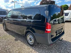 Schwarz Gebraucht 2020 Mercedes Vito Van / Kleinbus | 22.491 €