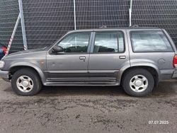 Silber Gebraucht 1998 Ford Explorer SUV | 700 € (Etwas zu teuer)