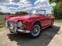 Rot Gebraucht 1964 Triumph TR4 Cabrio | 30.000 €