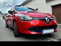 Rot Gebraucht 2015 Renault Clio GrandTour Kombi | 4.900 €