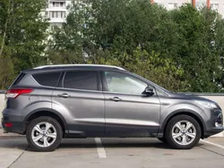 Grau Gebraucht 2013 Ford Kuga Titanium SUV | 12.300 € (Fairer Preis)