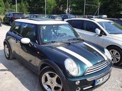 Grün Gebraucht 2004 Mini Cooper Kleinwagen | 1.400 €
