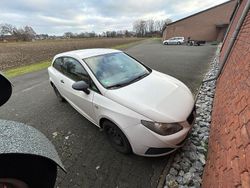 Weiß Gebraucht 2009 Seat Ibiza SC Reference Kleinwagen | 2.850 € (Fairer Preis)