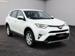 Weiß Gebraucht 2016 Toyota RAV4 Edition SUV | 12.999 € (Guter Preis)
