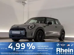Grau Gebraucht 2022 Mini Cooper Kleinwagen | 22.150 € (Etwas zu teuer)