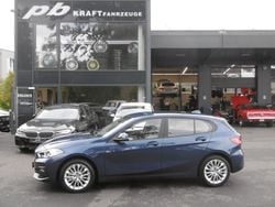 Phytonicblau metallic Gebraucht 2023 BMW 116 Kleinwagen | 23.450 € (Etwas zu teuer)