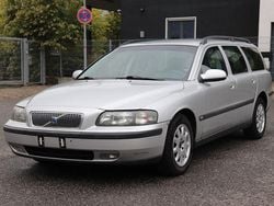 Silber Gebraucht 2002 Volvo V70 Kombi | 1.990 € (Fairer Preis)