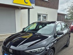 Schwarz Gebraucht 2024 Fiat Tipo Cross Kombi | 22.980 € (Etwas zu teuer)