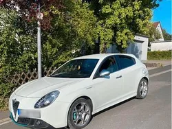 Weiß Gebraucht 2012 Alfa Romeo Giulietta Kleinwagen | 5.300 € (Fairer Preis)