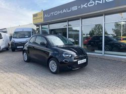 Onyx schwarz Neu 2025 Fiat 500C Red Cabrio | 27.789 €