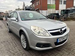 Silber Gebraucht 2007 Opel Vectra Edition Kombi | 5.490 €