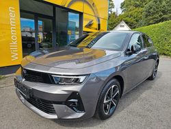 Grau Gebraucht 2024 Opel Astra Limousine | 23.681 € (Fairer Preis)