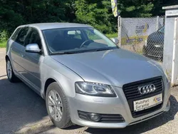 Silber Gebraucht 2010 Audi A3 Sportback Attraction Limousine | 6.450 € (Guter Preis)