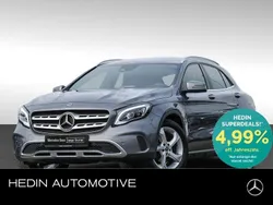 Szary Gebraucht 2018 Mercedes GLA200 Urban SUV | 19.240 € (Fairer Preis)