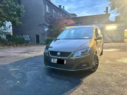 Braun Gebraucht 2010 Seat Alhambra Van / Kleinbus | 9.499 €