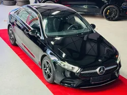 Schwarz Gebraucht 2020 Mercedes A200 AMG line Limousine | 22.350 € (Guter Preis)