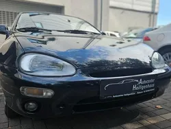Blau Gebraucht 1995 Mazda MX3 Kleinwagen | 2.980 €