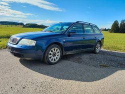 Blau Gebraucht 1999 Audi A6 Kombi | 600 € (Superpreis)