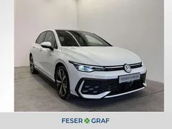 Pure white uni / schwarz un... Gebraucht 2024 VW Golf VIII GTE Limousine | 39.940 € (Superpreis)