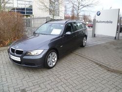 Andere farbe metallic Gebraucht 2008 BMW 320 Advantage Kombi | 20.790 €