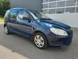 Blau Gebraucht 2010 Skoda Roomster Plus Edition Kombi | 1.900 € (Superpreis)