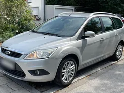 Silber Gebraucht 2009 Ford Focus Kombi | 3.250 € (Guter Preis)