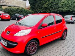 Rot Gebraucht 2007 Peugeot 107 Kleinwagen | 1.999 € (Fairer Preis)
