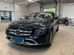 Cavansitblau Gebraucht 2018 Mercedes E400 Kombi | 34.990 € (Etwas zu teuer)