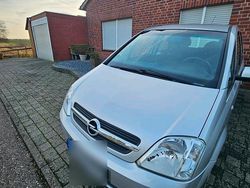 Silber Gebraucht 2006 Opel Meriva Van / Kleinbus | 2.900 € (Fairer Preis)