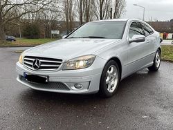Silber Gebraucht 2009 Mercedes 220 Sport Coupé | 3.900 € (Fairer Preis)