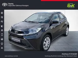 Schwarz Gebraucht 2024 Toyota Aygo Business Edition Kleinwagen | 15.980 € (Fairer Preis)
