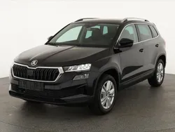 Black magic perleffekt Neu 2025 Skoda Karoq Selection SUV | 39.445 € (Guter Preis)