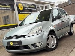 Gebraucht 2003 Ford Fiesta Futura Limousine | 2.490 € (Fairer Preis)