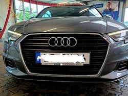 Grau Gebraucht 2019 Audi A3 Cabriolet Cabrio | 18.800 € (Guter Preis)