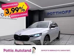 Silber Gebraucht 2024 Skoda Scala Drive Kleinwagen | 20.977 € (Fairer Preis)