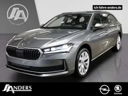 Graphitgrau Neu 2025 Skoda Superb Selection Kombi | 50.664 €
