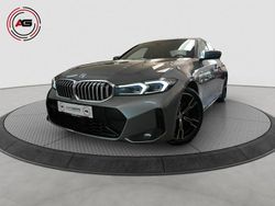 Grau Gebraucht 2023 BMW 320 M Sport Limousine | 37.980 € (Fairer Preis)