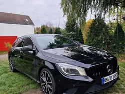 Schwarz Gebraucht 2015 Mercedes CLA180 Shooting Brake Kombi | 10.500 € (Teuer)