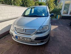 Silber Gebraucht 2005 Citroën C3 Style Kleinwagen | 2.200 € (Guter Preis)