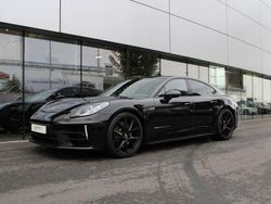 Tiefschwarzmetallic (metallic) Gebraucht 2025 Porsche Panamera Limousine | 151.000 €